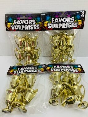 🌼4/$10🌼 NIP 4 Packs Gold Trophy Party Favors - Sports Awards Celebration Winner